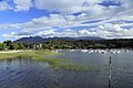 J25 048 Lago Villarrica, Hafenbucht Pucón.jpg