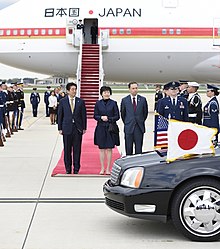 Former Prime Minister Shinzo Abe (left) arrives in the US with the 747-400 (2015) Japanese Prime Minister visits US 150427-F-HV741-131.jpg