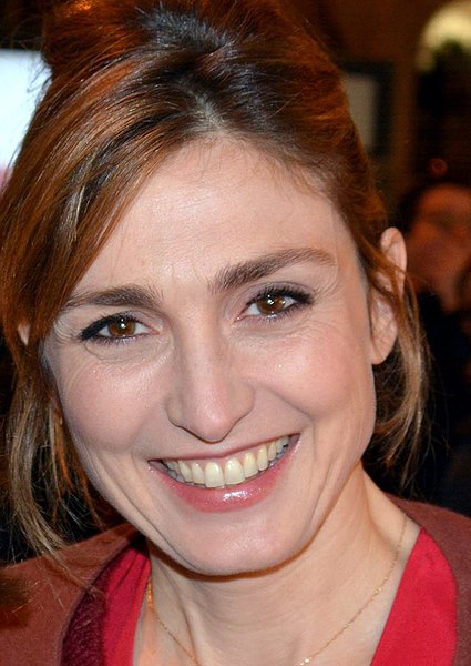 File Julie Gayet Globes De Cristal 2018 2 Jpg ç»´åŸºç™¾ç§' è‡ªç