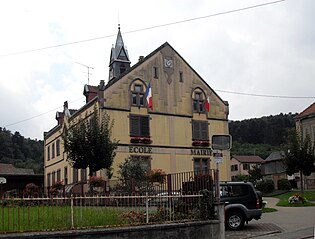 Jungholtz, École et mairie.jpg