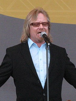 Jussi Hakulinen Porin kaupungin 450-vuotisjuhlakonsertissa 2008.