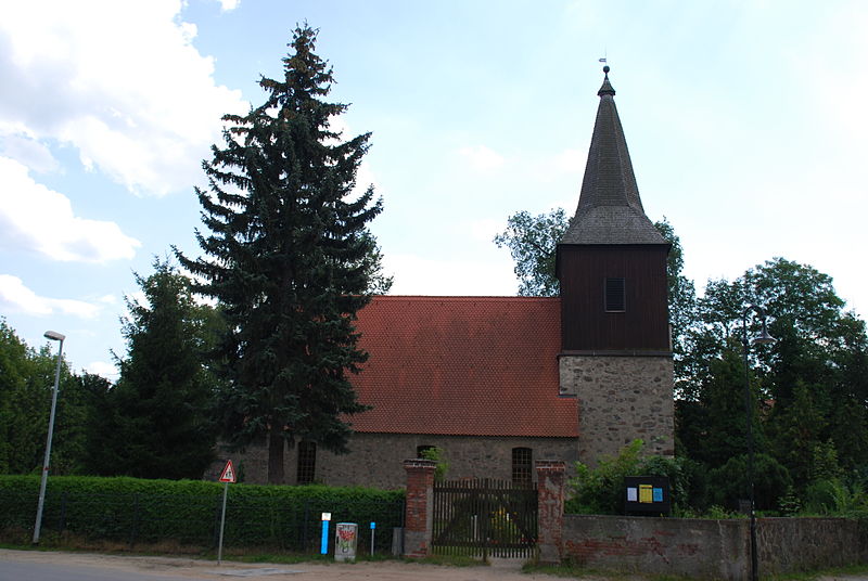 File:Kirche Kleinschönebeck 006.JPG