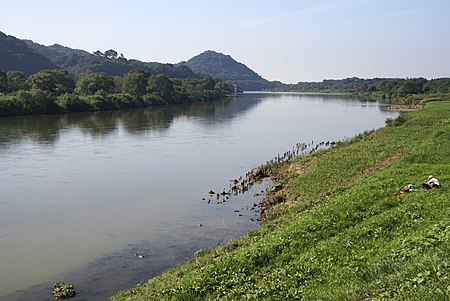 Tập_tin:Kitakami_river02s3872.jpg