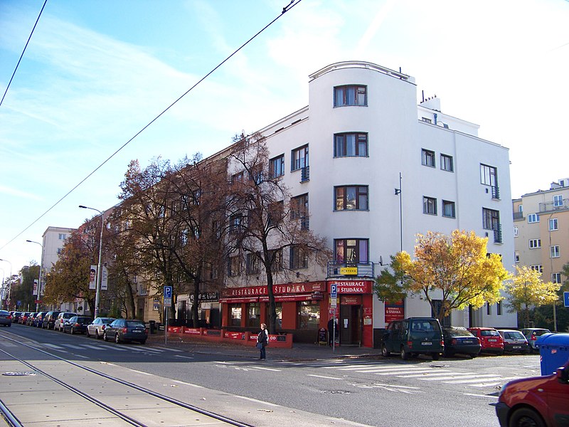 File:Koněvova 186, Strážní 10, restaurace U Študáka.jpg