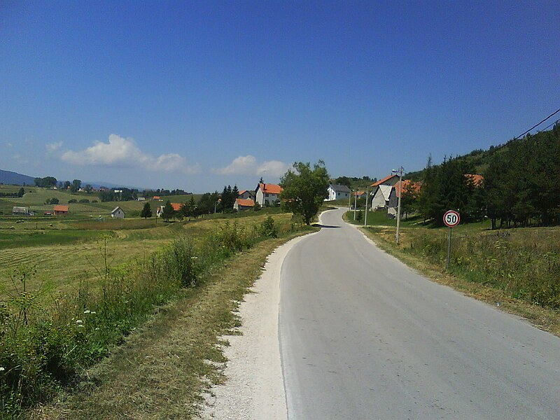 File:Kupres01718.JPG