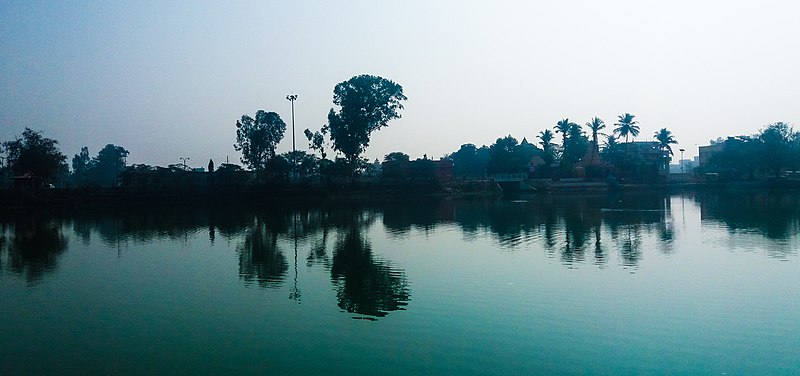 File:Lake of Janakpur City.jpg