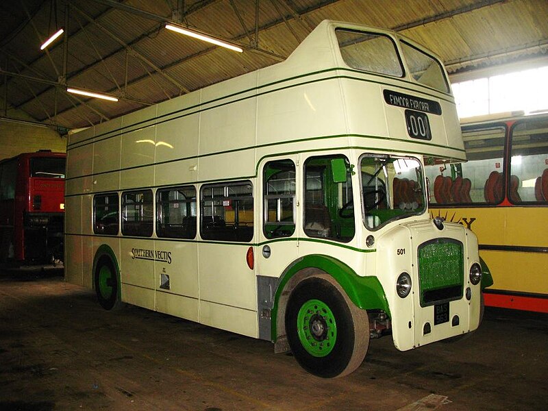 File:Langford Mead - Southern Vectis 501.jpg
