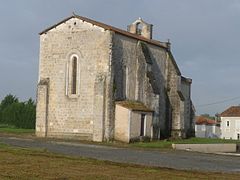 Le chevet de la chapelle primitive, à baie unique.