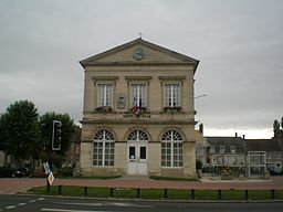 Mairie noailles oise.JPG