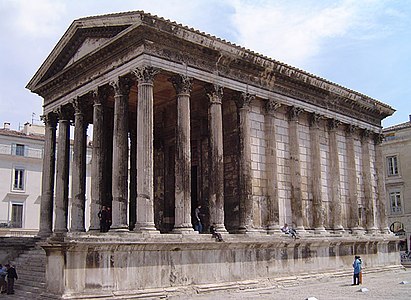 Maisson Carée, Nimes, demonstrates how the overhang of the cornice counteracts the vertical perspective. Once the perspective is removed, the intended effect of the cornice is negated and the building becomes top-heavy.
