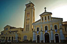 Façade de la basilique.