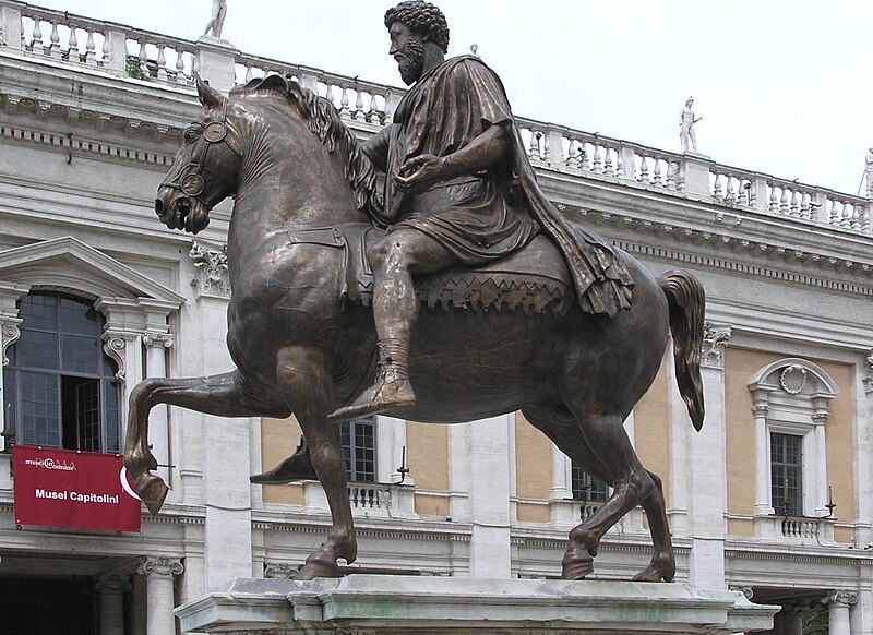 Tập tin:Marcus.aurelius.horse.statue.rome.arp.jpg