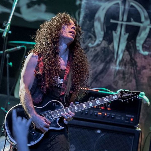 Guitarist Marty Friedman left Megadeth at the end of 1999, citing "musical differences".