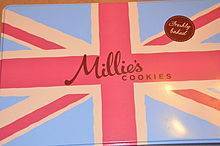 Millies Cookies cake tin Millie's Cookies UK union flag tin (8365246862).jpg