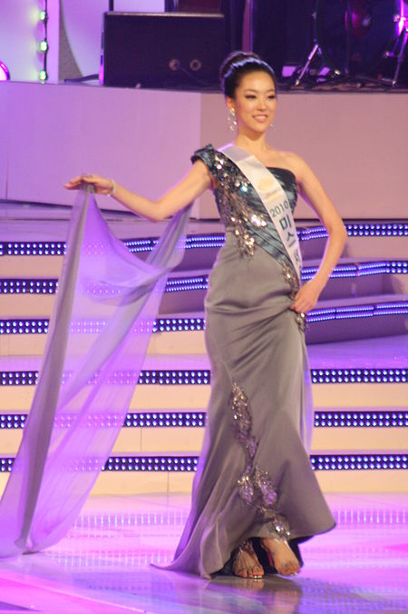 Tập_tin:Miss_Korea_2010_(33).jpg