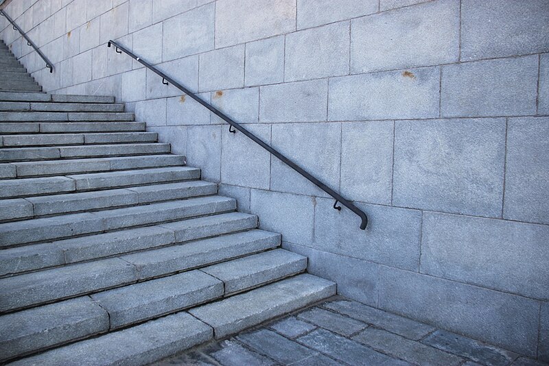 File:Moscow, Krymsky Bridge stairs (43734551542).jpg