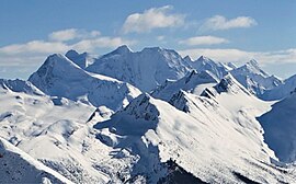 Selkirks'li Dawson Dağı.jpg
