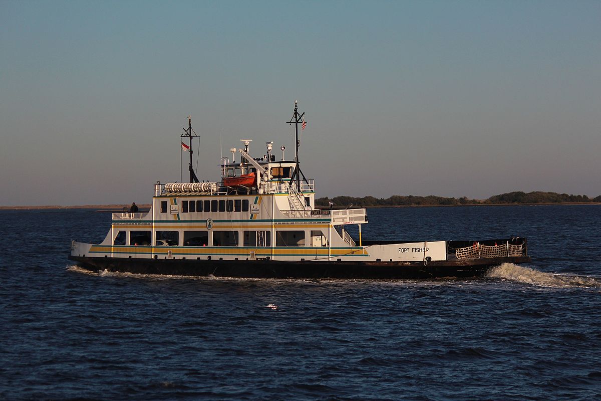 Fort Fisher Ferry - Wikimedia.org
