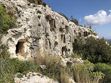 Necropolis of Cassibile 06.jpg