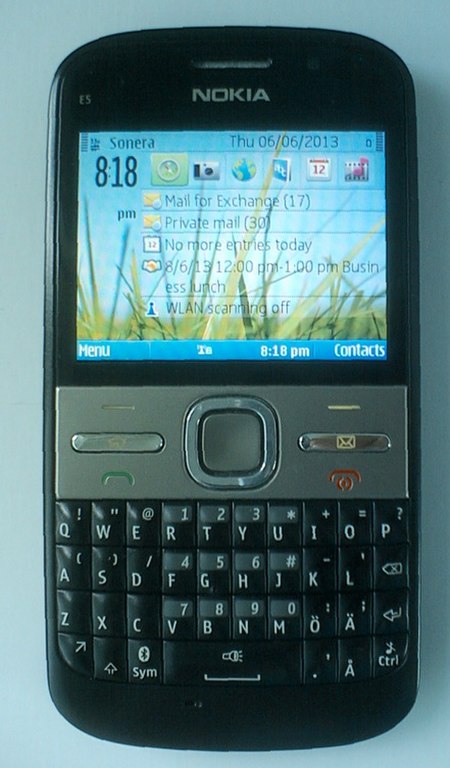 Nokia E5 front.jpg
