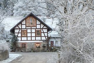 Oberlinspher-muehle-bromskirchen-winter.jpg