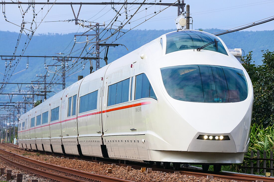 小田急50000型電聯車