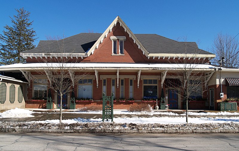 File:Old Colony Station Taunton.jpg