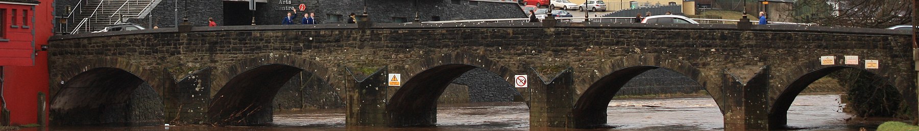 Omagh banner Bridge.JPG