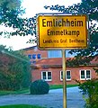 Deutsch-niederdeutsche Ortstafel in Emlichheim (Grafschaft Bentheim)