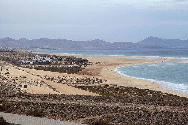 File:Pájara - Playa de Sotavento 02 ies.jpg