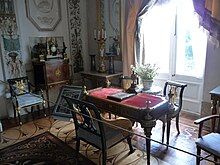 Palace-table-p1030769.jpg