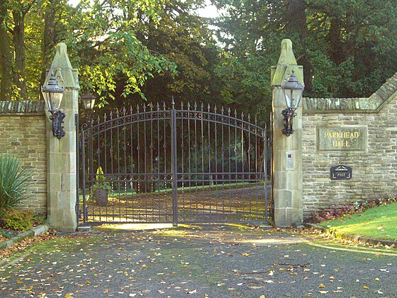 The entrance gates on Ecclesall Road South. Parkhead Hall Gates.JPG