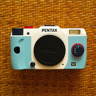 Pentax Q10 digital camera model