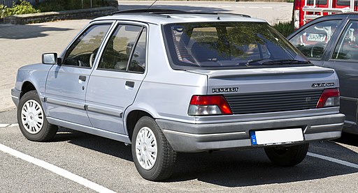 Peugeot 309 GR rear 20140731