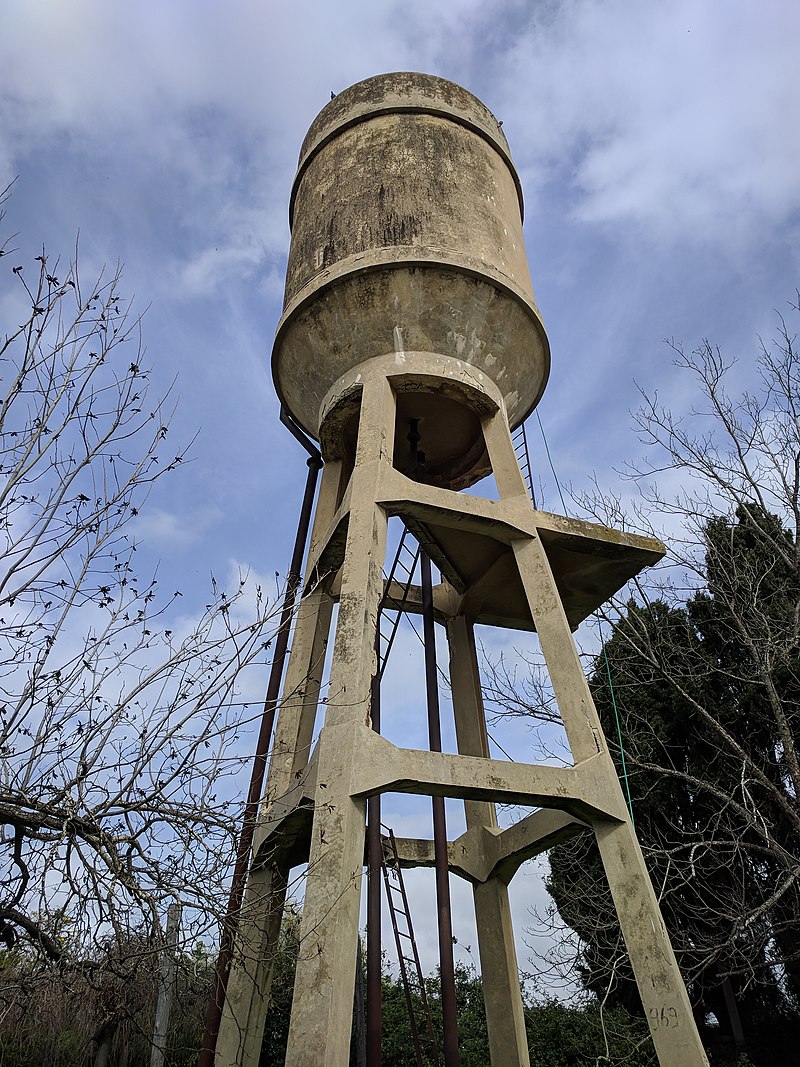 מגדל המים בשדה ורבורג