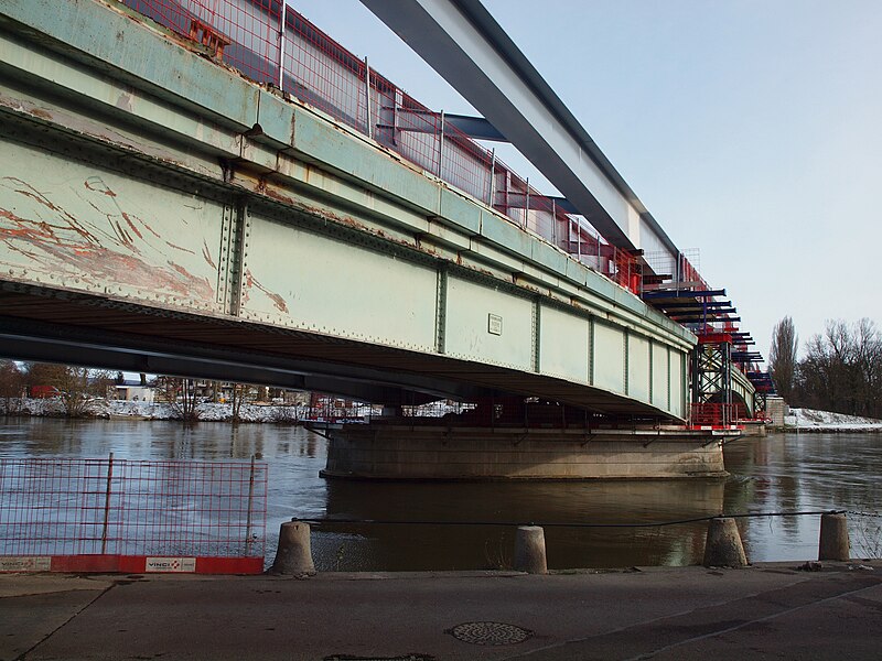 File:Pont sur Yonne-FR-89-réfection du pont 2020-hb4.jpg