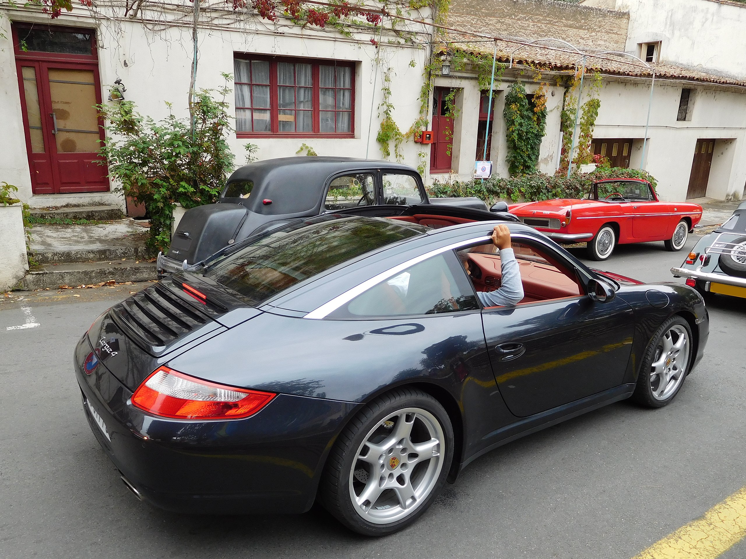 Archivo:Porsche 997 Targa 4, right view.jpg - Wikipedia, la enciclopedia  libre