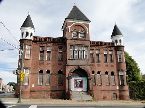 Public School 99, front face, Baltimore, Maryland.jpg
