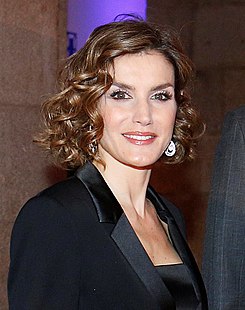 Queen of Spain (2015, cropped).jpg