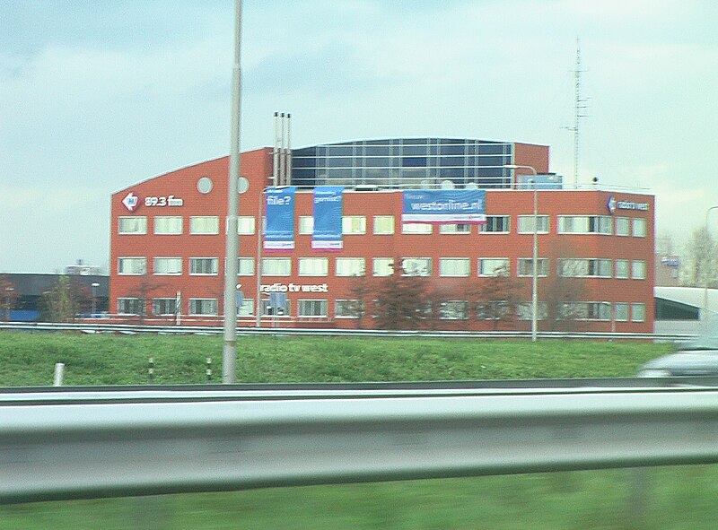 File:RTV West building Den Haag nr2.JPG