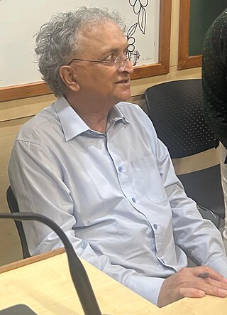 <span class="mw-page-title-main">Ramachandra Guha</span> Indian historian and writer