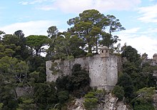 Part of the fort's walls. Rapallo Punta Pagana.jpg