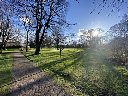 How to get to Regent Gardens with public transport- About the place