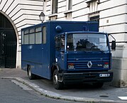 Renault Midliner σε χρήση αστυνομίας