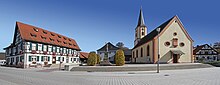 Datei:Rheinau-Freistett-02-Rathaus-Kriegerdenkmal-St_Georg-gje.jpg