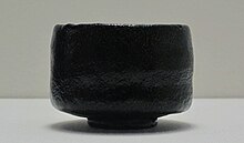 Sô’nyû. Tea Bowl. Black Raku ware. Museum für Asiatische Kunst2.jpg