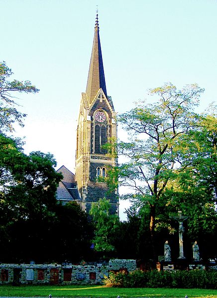 File:Südseite, Peterskirche, Frankfurt Ausschnitt.JPG