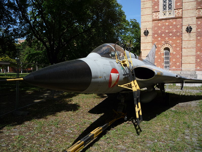 File:Saab Draken des österreichischen Bundesheeres im Heeresgeschichtlichen Museum-1.jpg