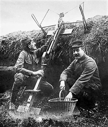 French soldiers with a Sauterelle bomb-throwing crossbow, c. 1915