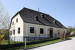 Scheuchenstein Pfarrhof.JPG